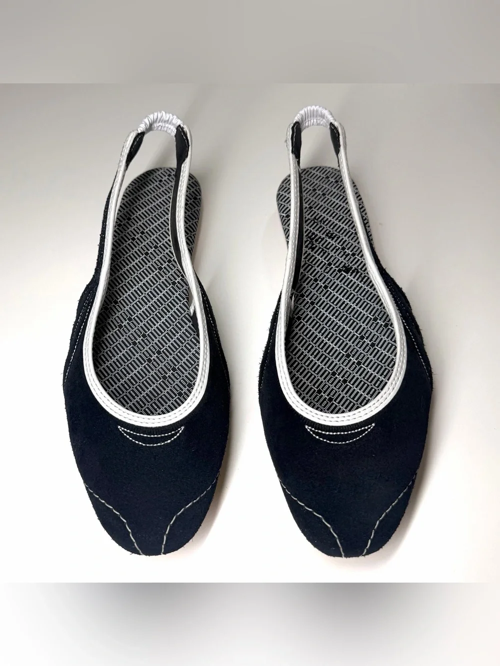 Puma Women's Slingy Black and White Slip-On Ballet Flats Sandals Size- 8